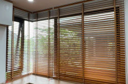 Rèm Sáo Gỗ Lắp Đặt Tận Nơi TP.HCM – Sang Trọng, Tự Nhiên & Đẳng Cấp Cho Mọi Không Gian