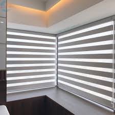 Thi công rèm cầu vồng trọn gói ở Quận 3