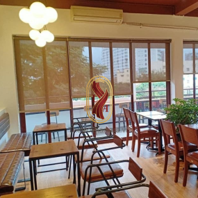 Màn cuốn trơn cho quán café